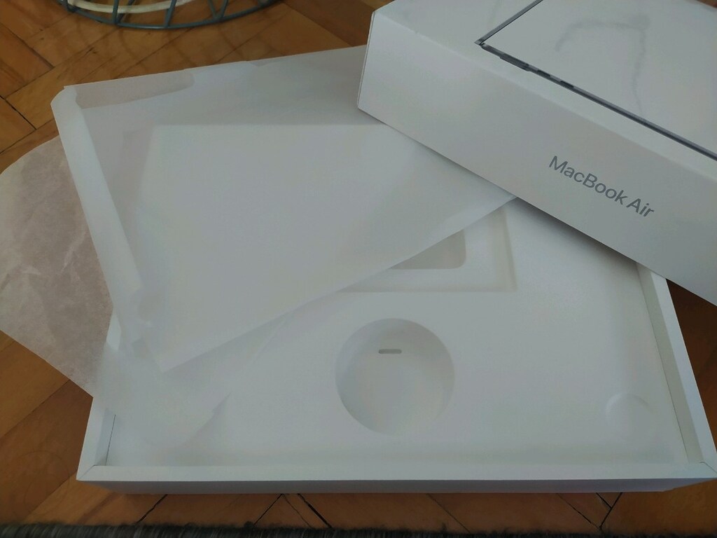 MacBook Air Boş Kutu Temiz 13.6 inch - 4