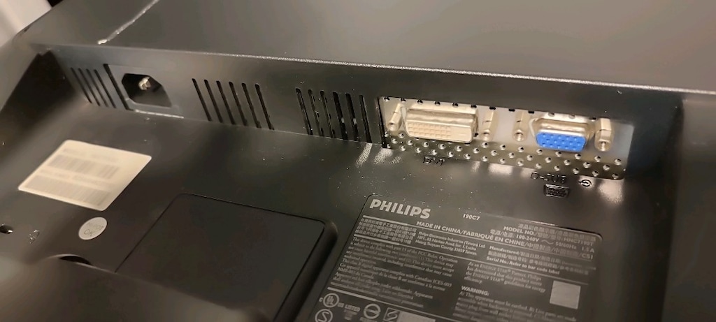 Philips 190C7FS,VGA) ve DVI - 3