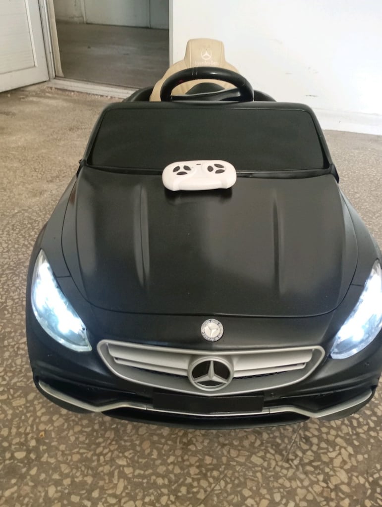 Akülü Araba Mercedes Benz - 2