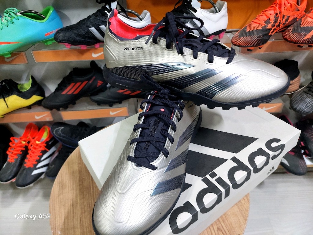 Orjinal Adidas 42 numara PREDATÖR Halı Saha ayakkabısı İKİNCİ EL.. - 16