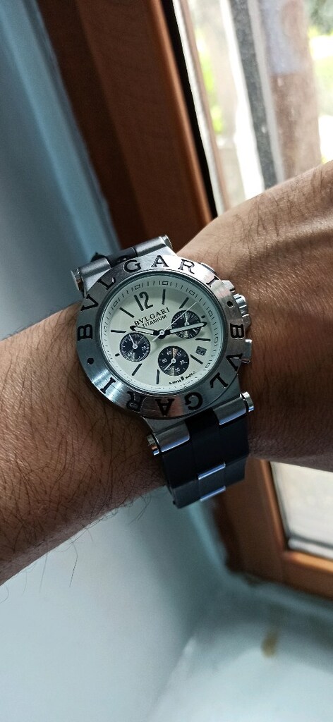 Bvlgari fonksiyonlu kol saati - 9