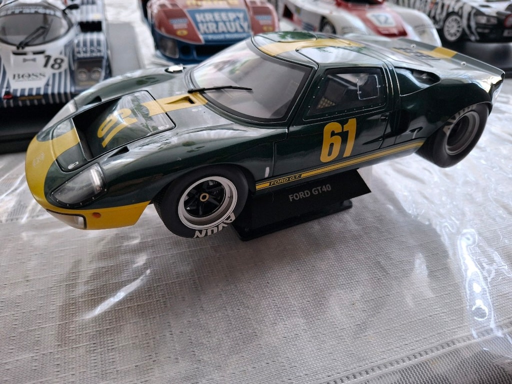 solido 1:18 dekalli model araba seti - 4