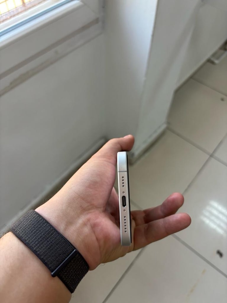 IPHONE 16 PLUS 128 GB - 6