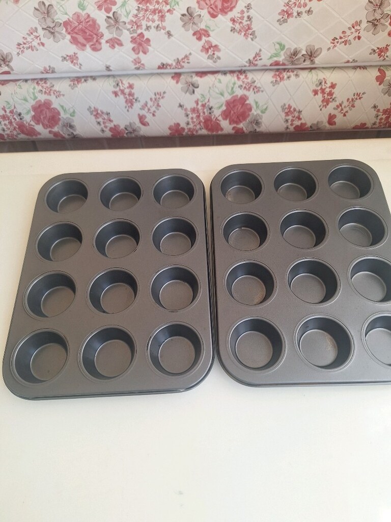12'li muffin kapları adet fiyatıdır 2 tane var.ANTALYA/MURATPAŞA