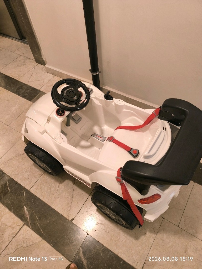 oyuncak akülü araba - 4