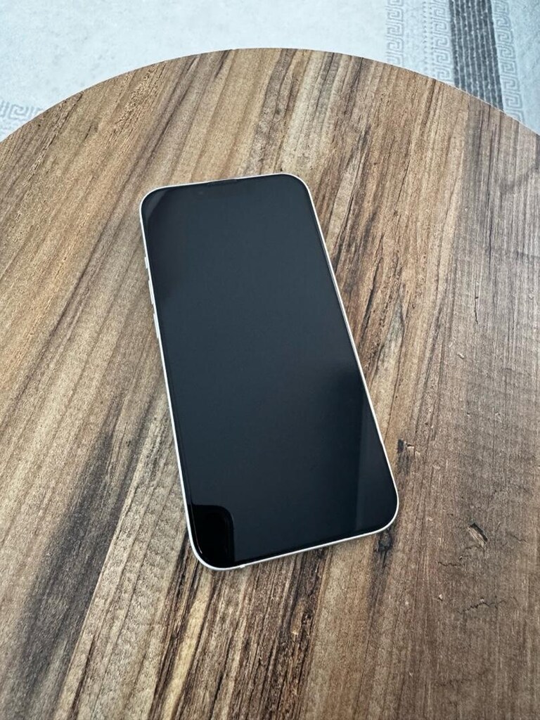 iPhone 13 - 6