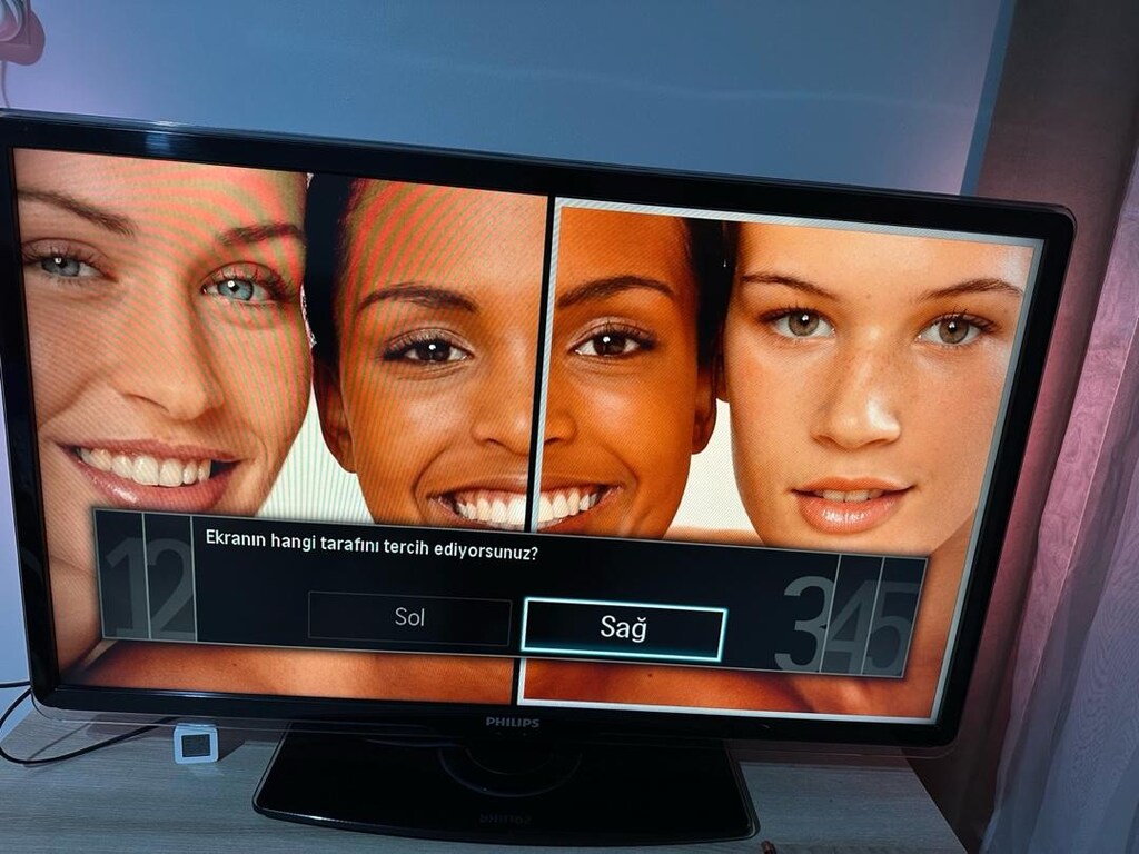 Philips 42PFL8684H Televizyon Amblight ve Full HD - 42 inch - 107Ekran - 3