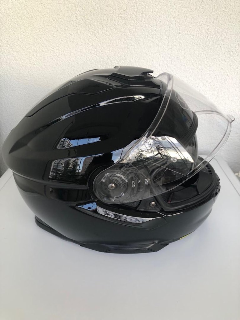 SHOEI GT AİR-3 PİANO BLACK EDİTİON