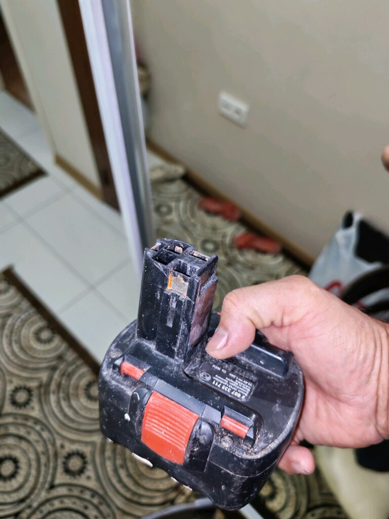 BOSCH MATKAP AKÜSÜ 1AD. VAR YER BUCA - 4