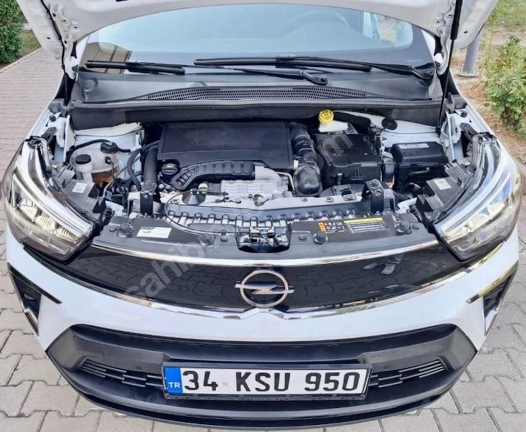 Opel Crossland 1.2T Essential 2024 - 13