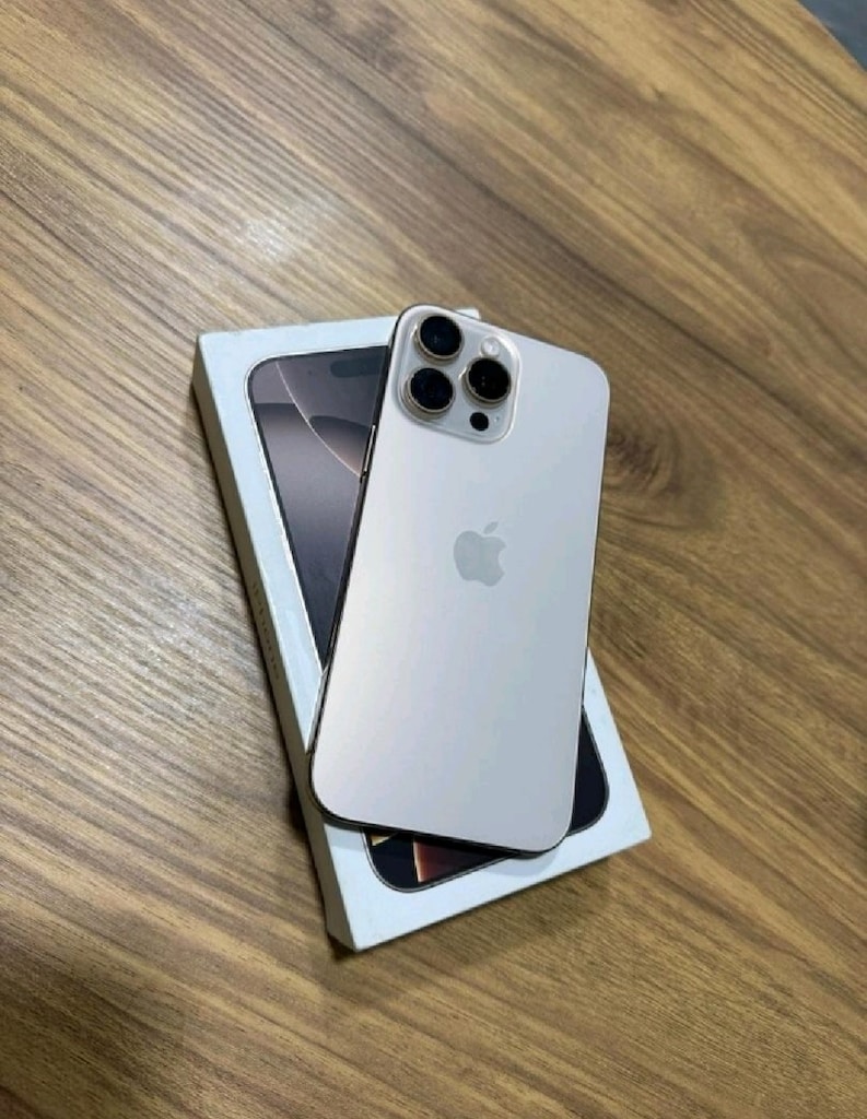 iPhone 16 Pro Max Garantili