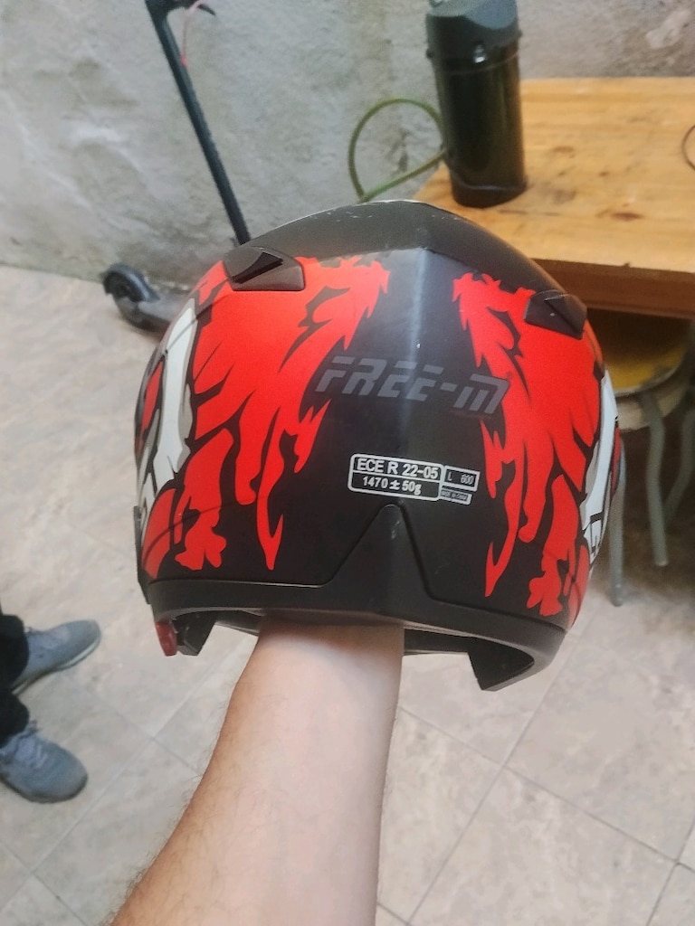 freem kask - 2
