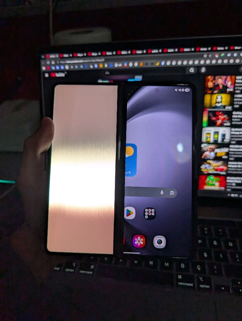 Samsung Z Fold 5 - 3