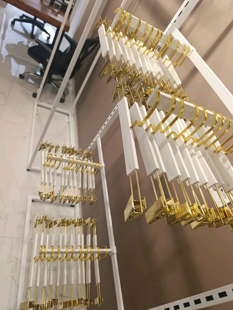 Mağaza Rafları,Metal Raf,Askılık Sistemleri,Teşhir Rafları,NAVA DİZAYN - 20