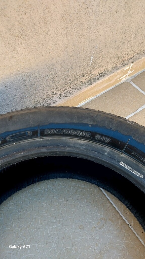 205/55R16 Araç lastiği - 3
