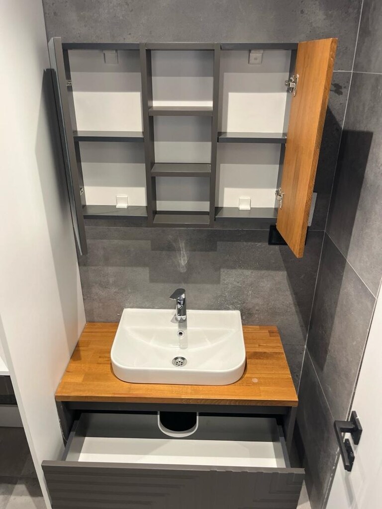 SIFIR HİÇ KULLANILMADI LAVABO VE ALT ÜST TAKIM - 2