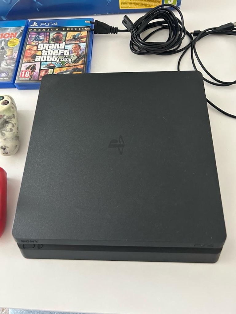 Sahibinden temiz ps4 çift kol 500 gb - 2