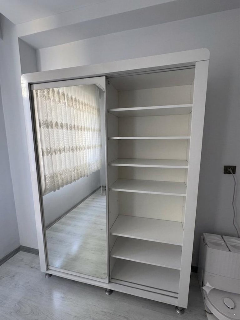 Sürgülü kapaklı vestiyer-dolap - 2
