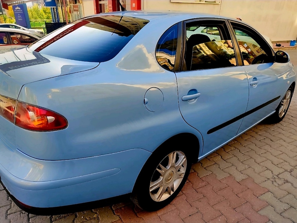 Sahibinden değişensiz masrafsız Seat Cordoba 1.4 TDİ Signo dolu paket - 2