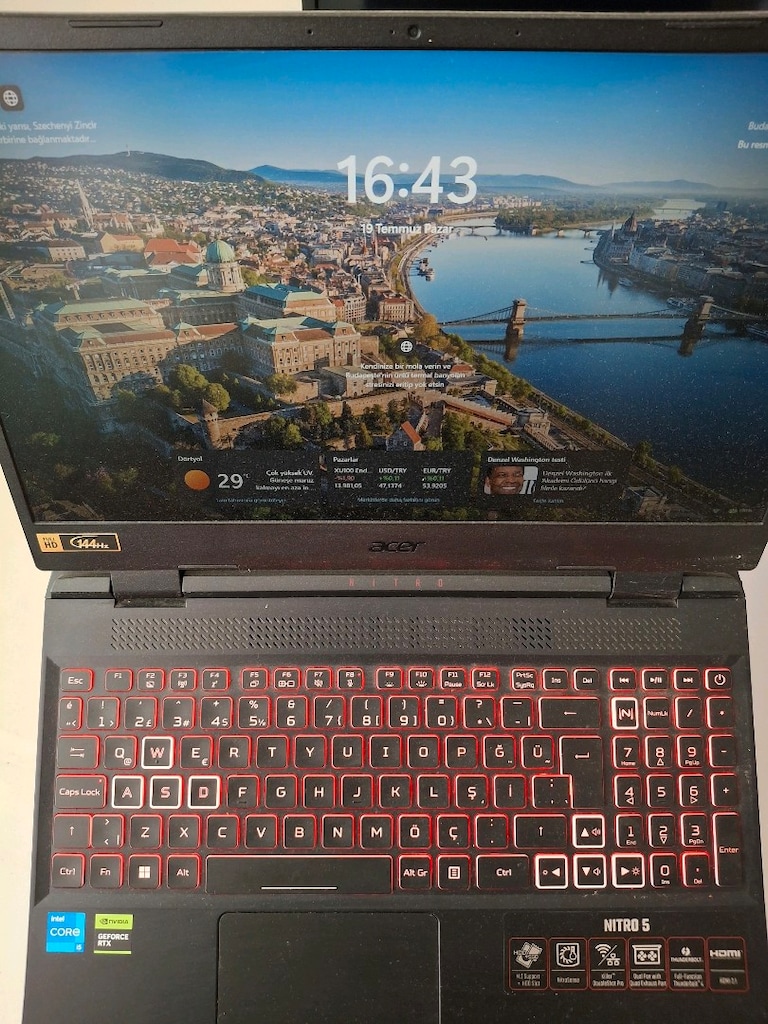 Gaming laptop acer nitro5 - 6