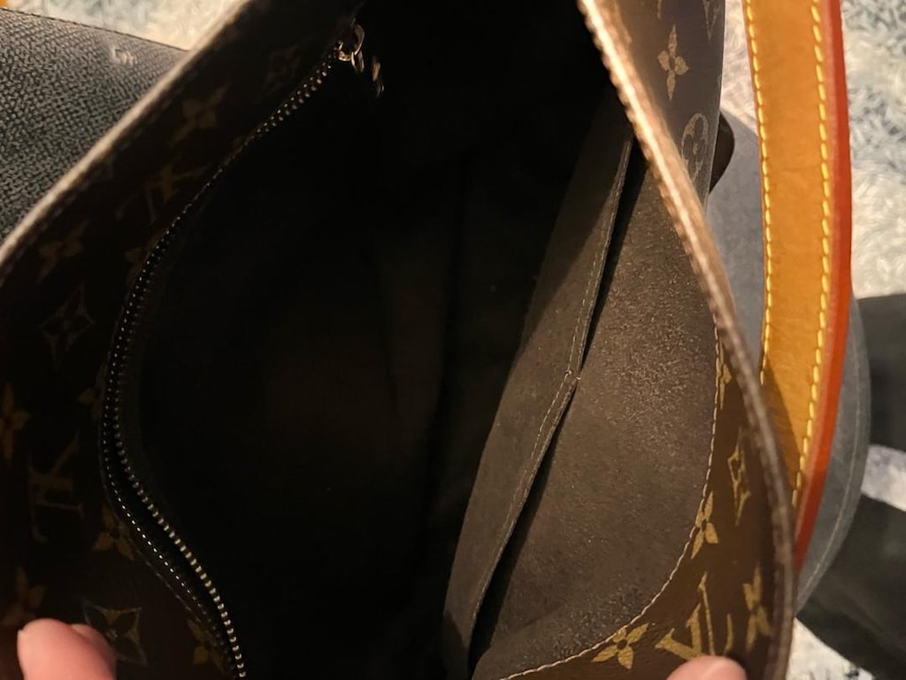 Louis Vuitton - 7
