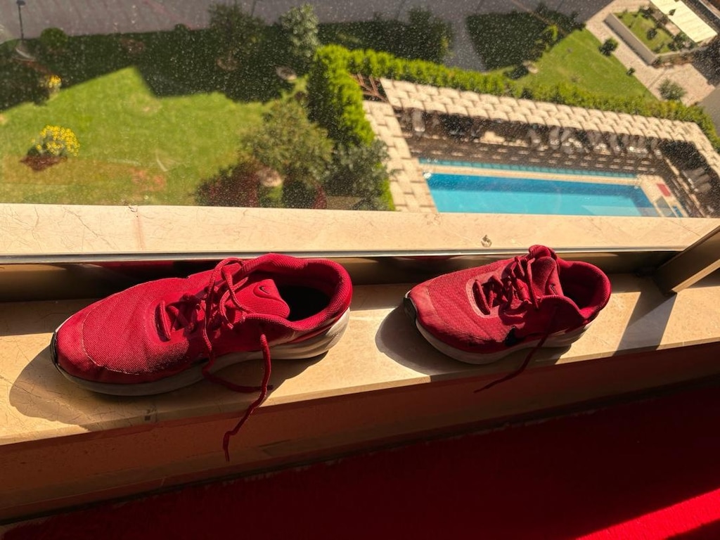 Nike Revolution 39 Numara Kırmızı Spor Ayakkabı - 4