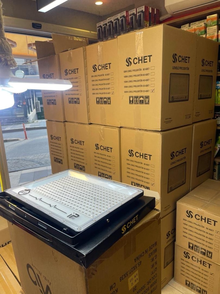 300WATT LED PROJEKTÖR BEYAZ MERCEK İP66 - 3