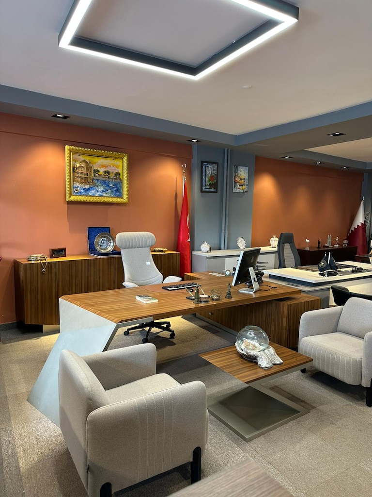 KLAS OFİS ÜSKÜDAR DOVI 300x105 MASİF AHŞAP KAPLAMA MAKAM TAKIMI - 2