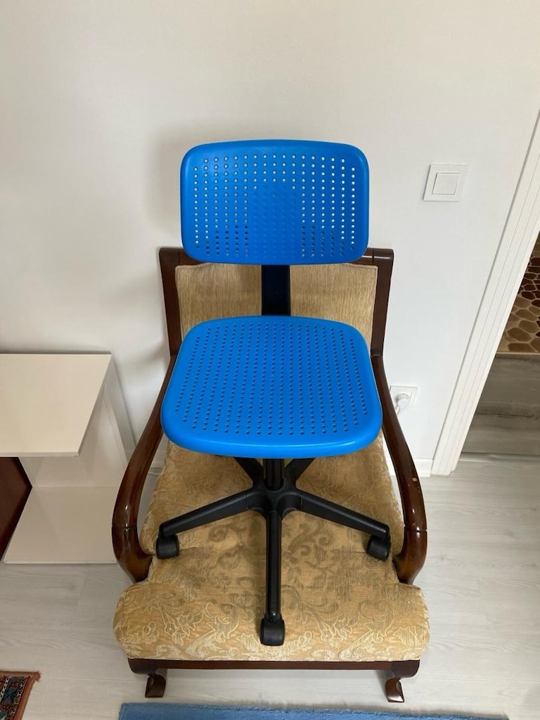 IKEA MARKA ÇOCUK ÇALIŞMA SANDALYESİ MAVİ RENK - 6