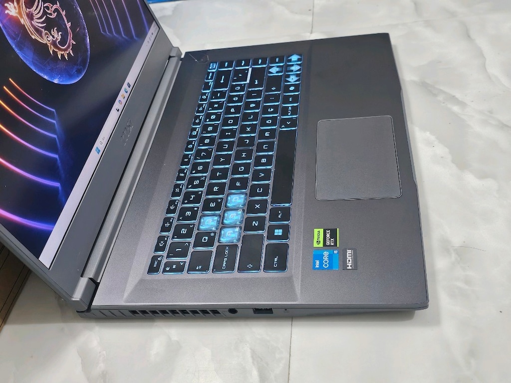 Msi i5 12450H RTX 3050 16GB Ram 512GB SSD - 3