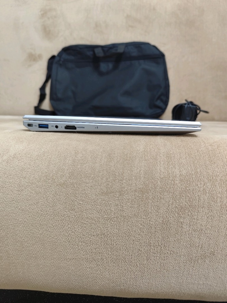 4 Saat Batarya Pil+ İ5 6.Nesil + 8 GB + 256 GB M2 SSD - 8