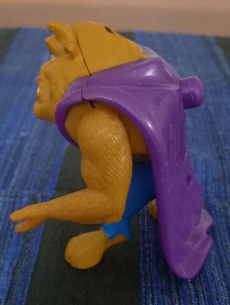 McDonald's Disney Güzel ve Çirkin figürü - 2