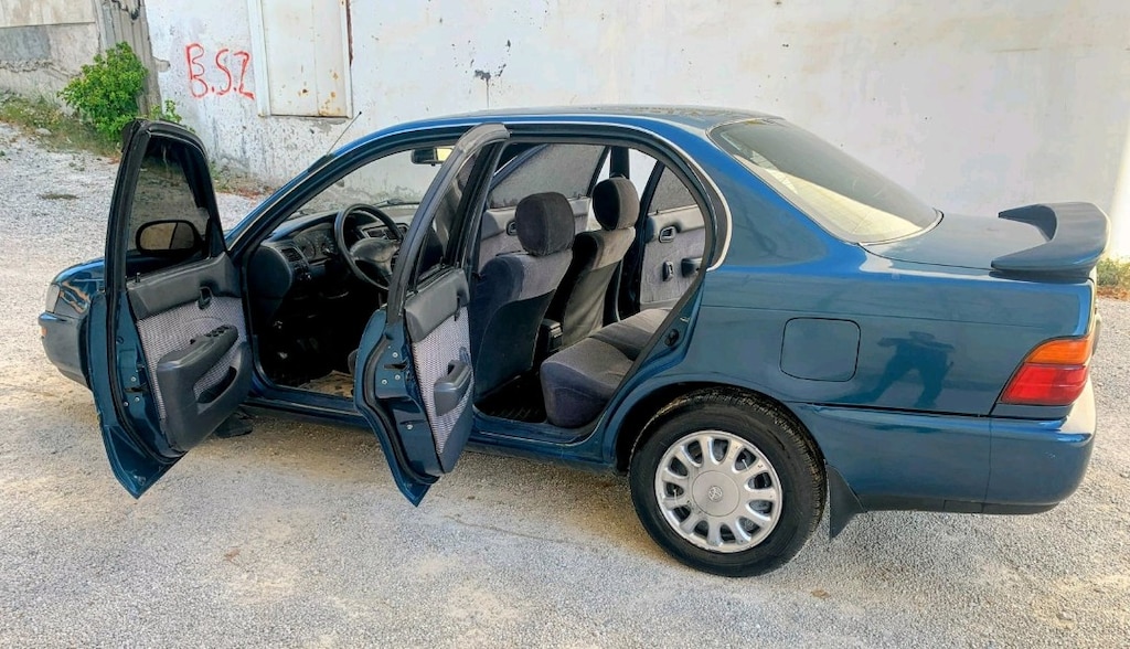 TOYOTA COROLLA 1.6 GLİ 1996 KLİMALI ACİL SATILIK - 4