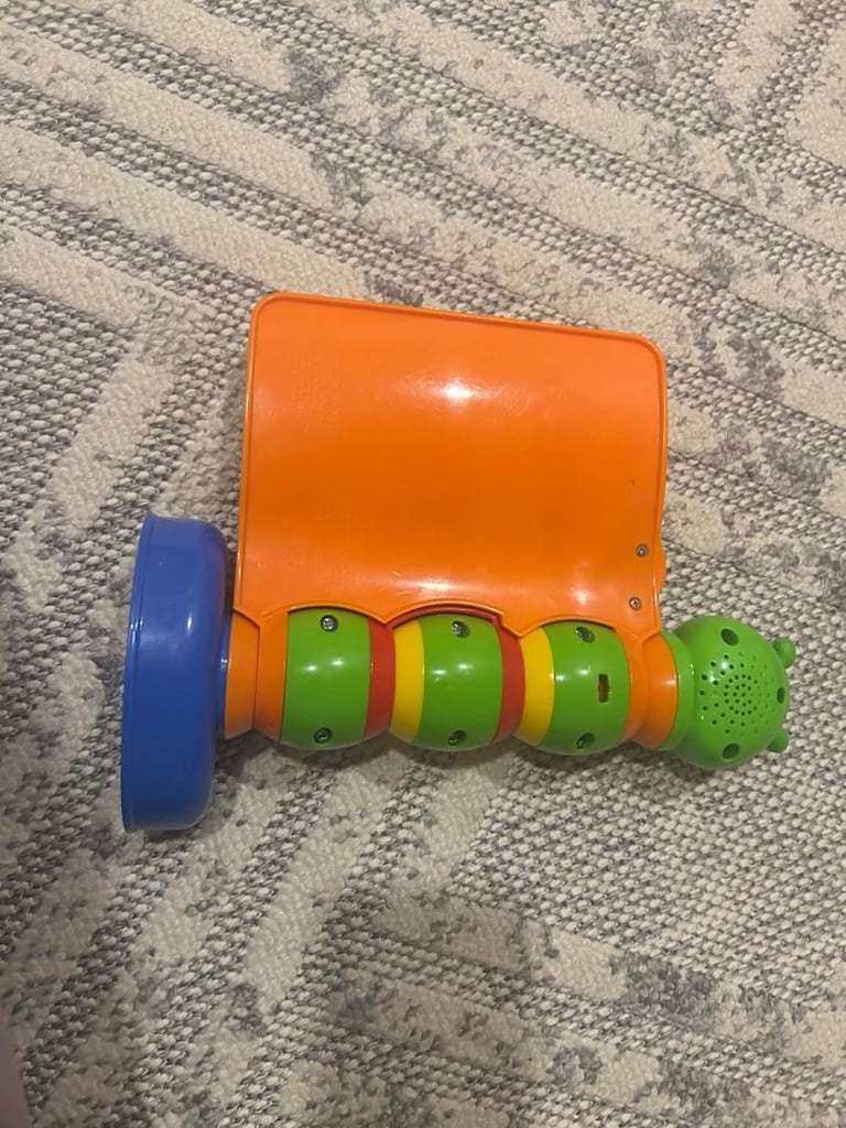 Fisher Price Eğitici Masalcı Tırtıl - 2