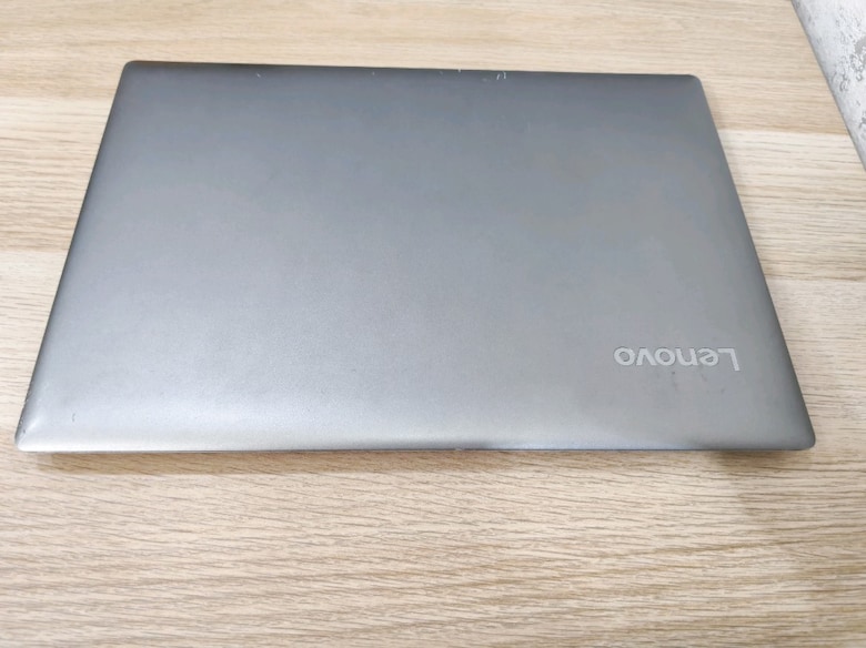 14 inc Lenovo Celeron N 3350 - 4