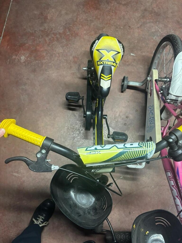 BMX Sarı Bisiklet ve pembe kız bisikleti - 3