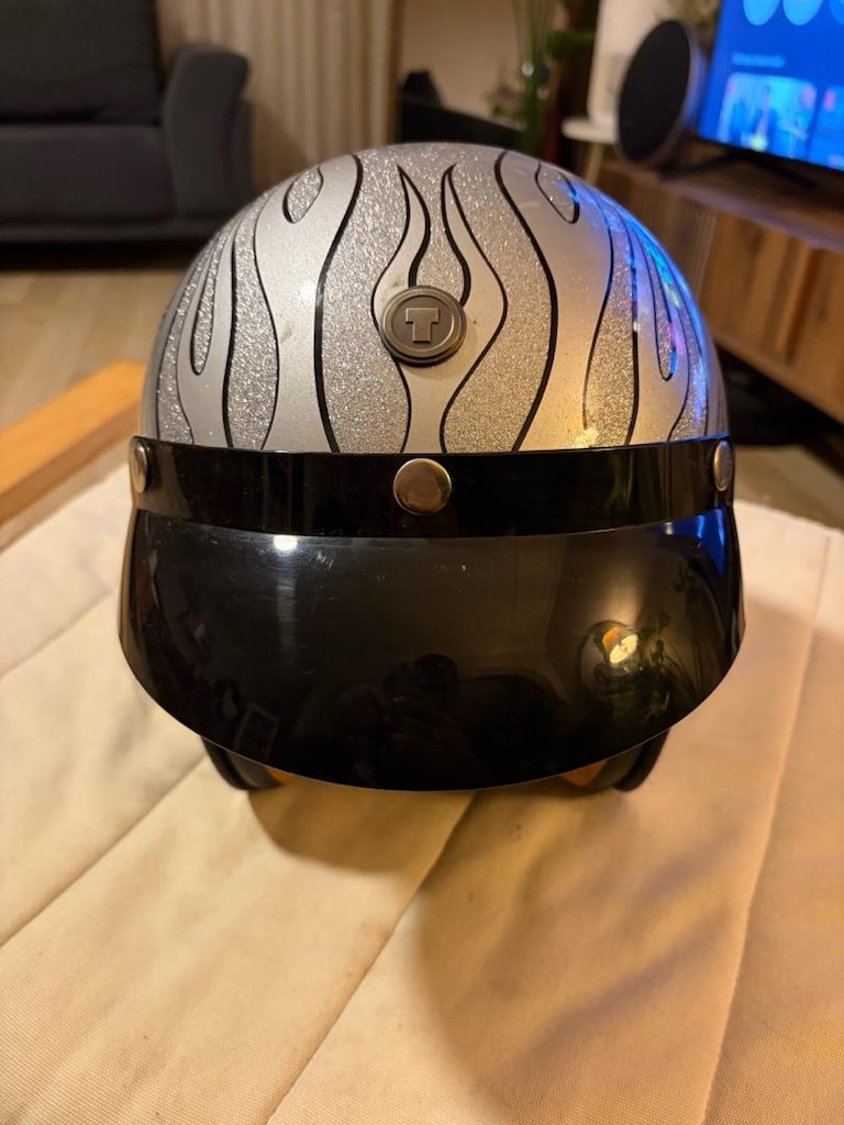 Torc Özel Renk Simli Alevli Kask - 2
