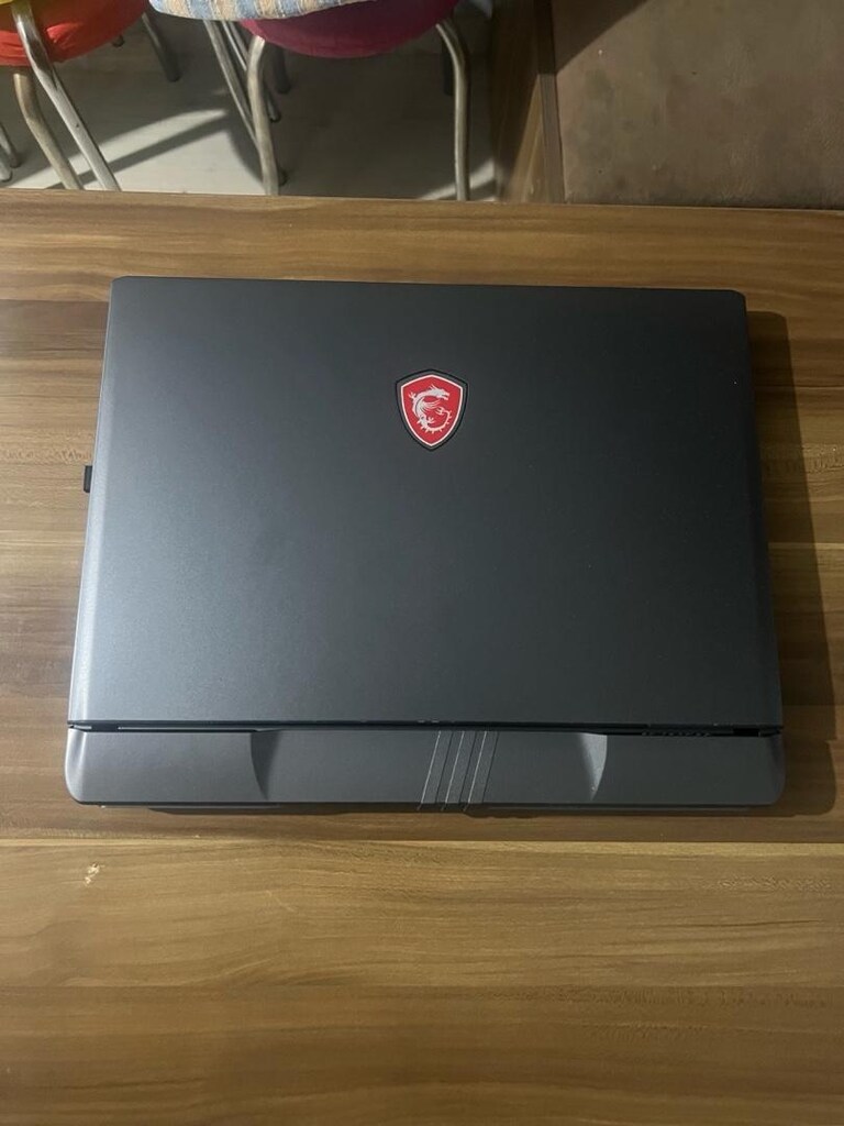 MSI RTX4080 gp-68hx Laptop - 3