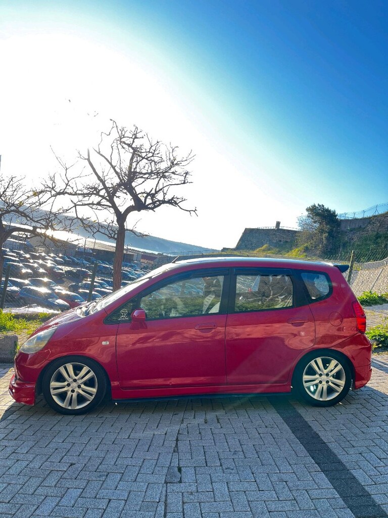 SAHİBİNDEN DÜŞÜK KM SUNROOFLU KIRMIZI JAZZ - 11