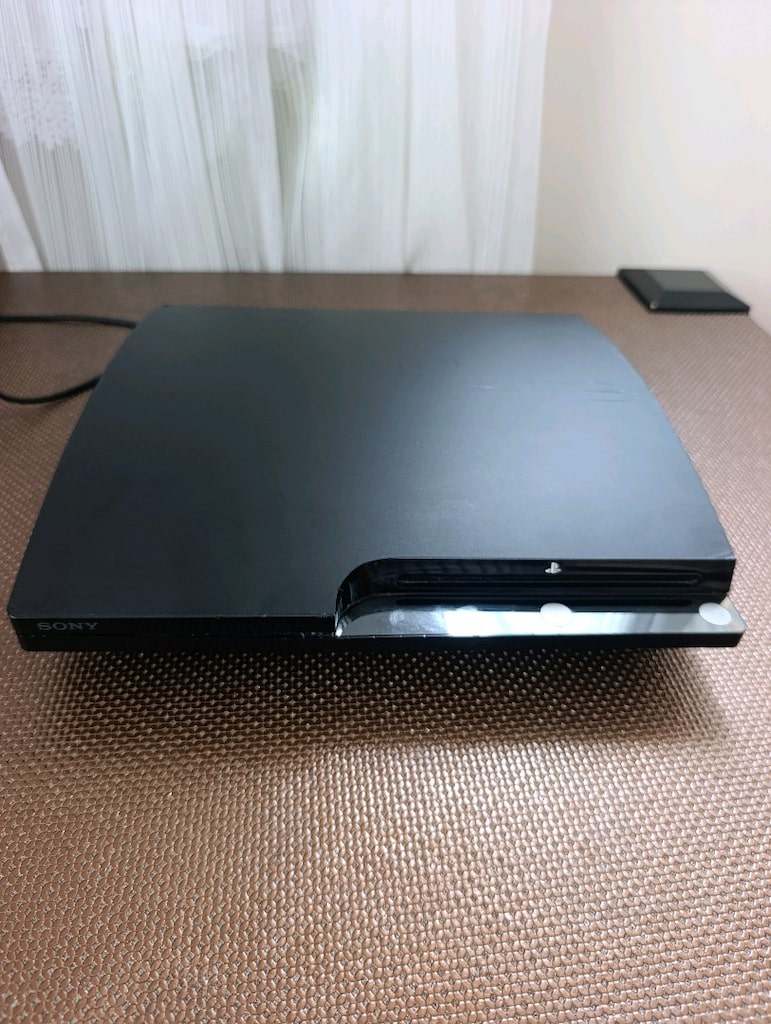 İlk kullanıcısından slim kasa PlayStation 3, 500 GB + 8 oyun - 6