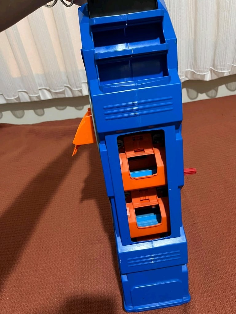 Hot wheels mega garaj - 3
