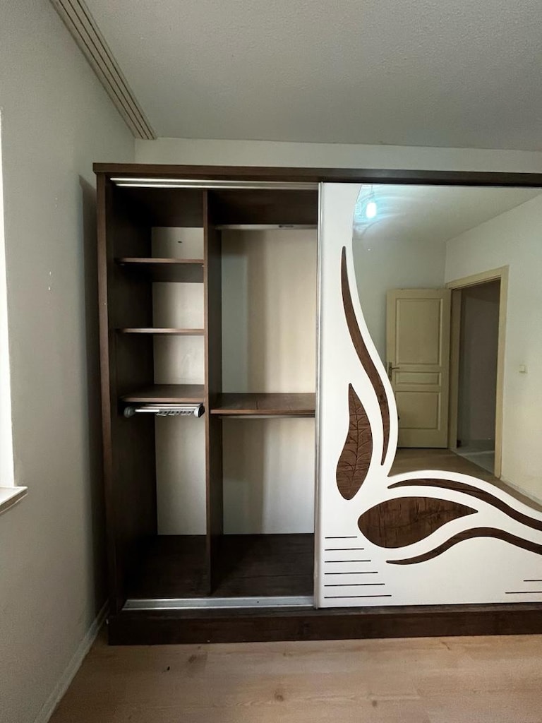 Sürgülü Giysi Dolabı - 2