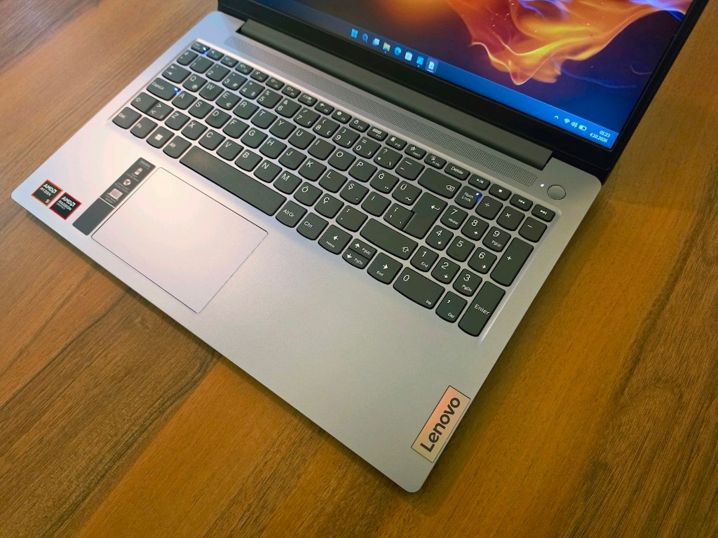 Lenovo Slim Amd Ryzen 5 islemci Hatasiz - 4