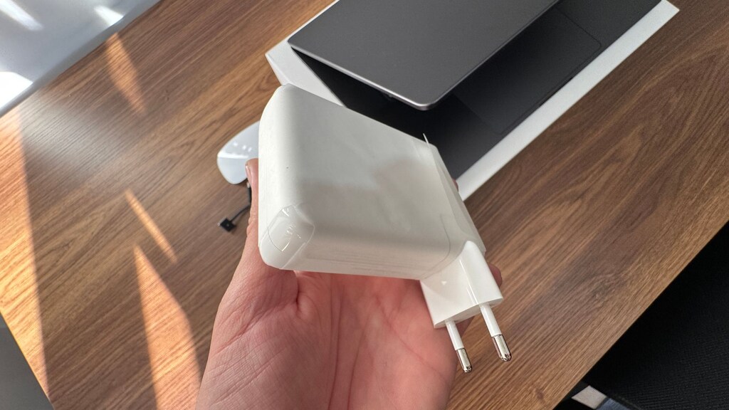 MacBook Pro - 16 inç - M4 Pro - 48 GB RAM - Kaskolu ve Garantili - 8