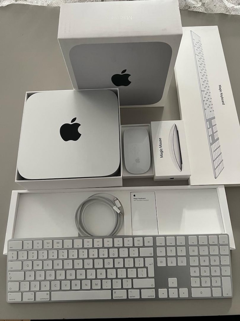 M2 çipli Mac mini+Magic keyboard+Magic mouse