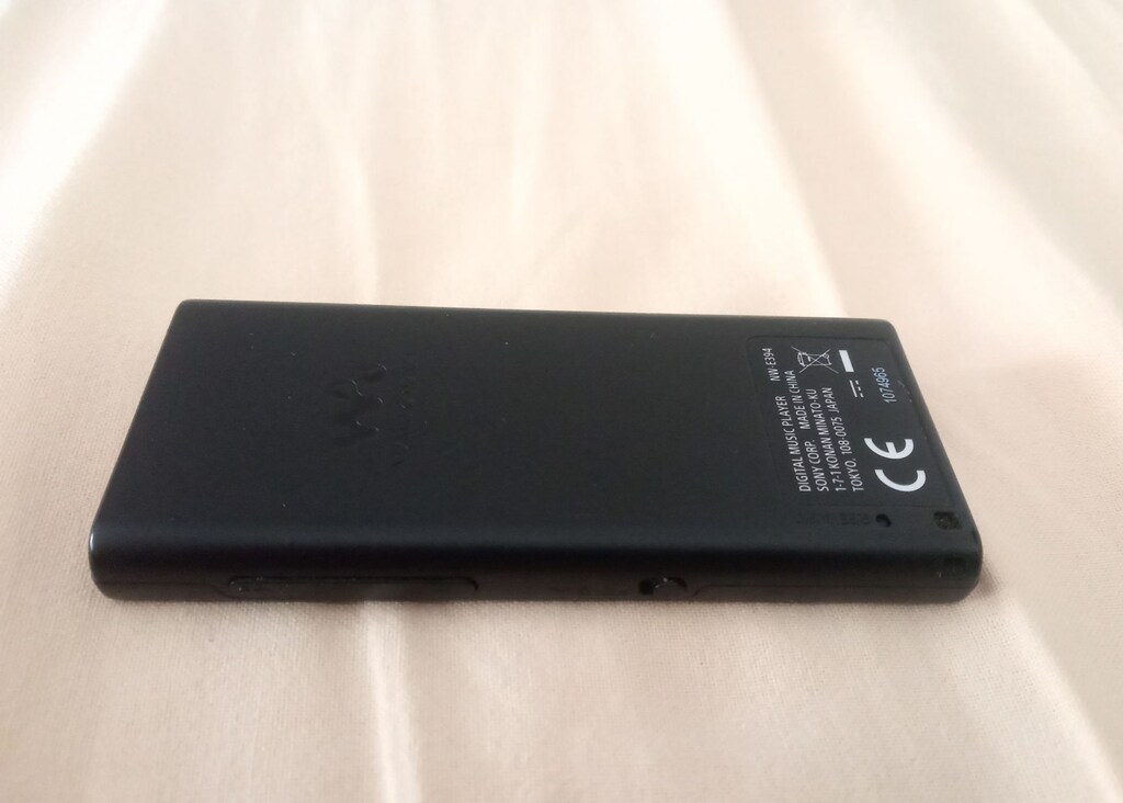Sony NW-E394 ve MDR-J10 - 9