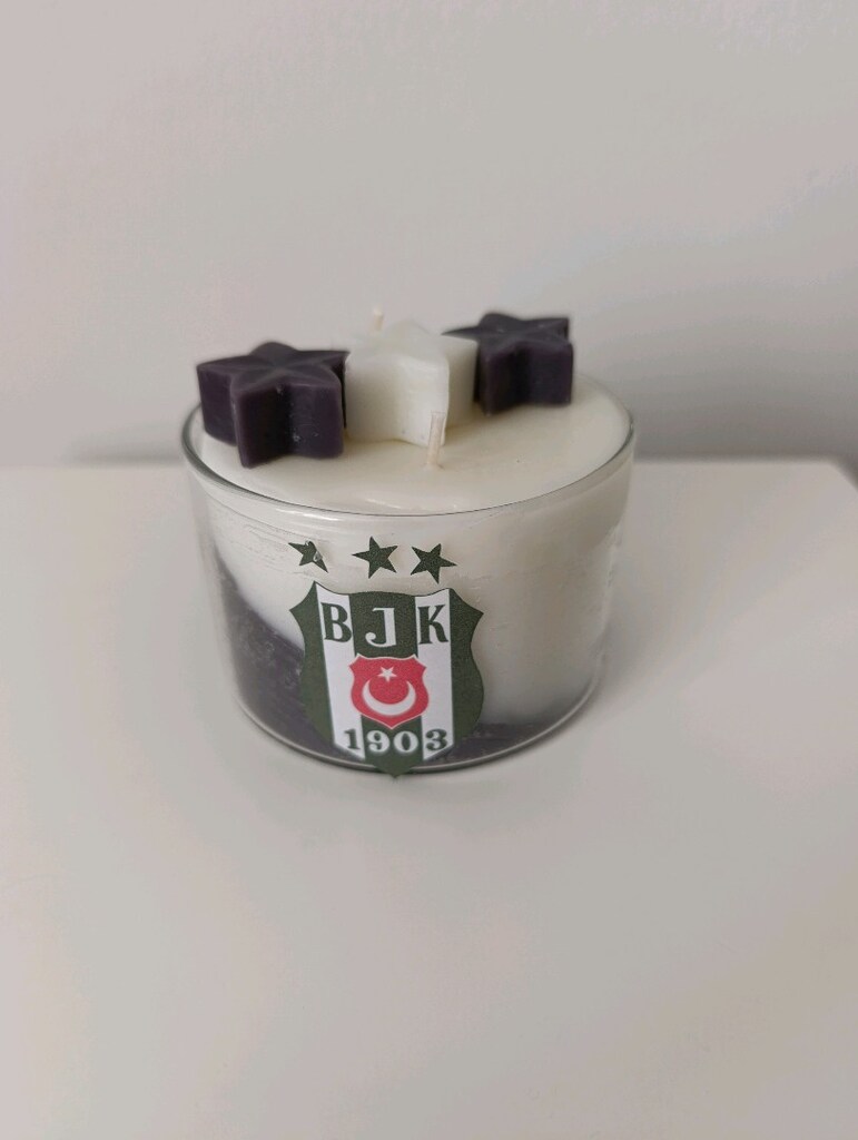 Beşiktaş Temalı El Yapımı Cam Bardak Kokulu Mum - 2