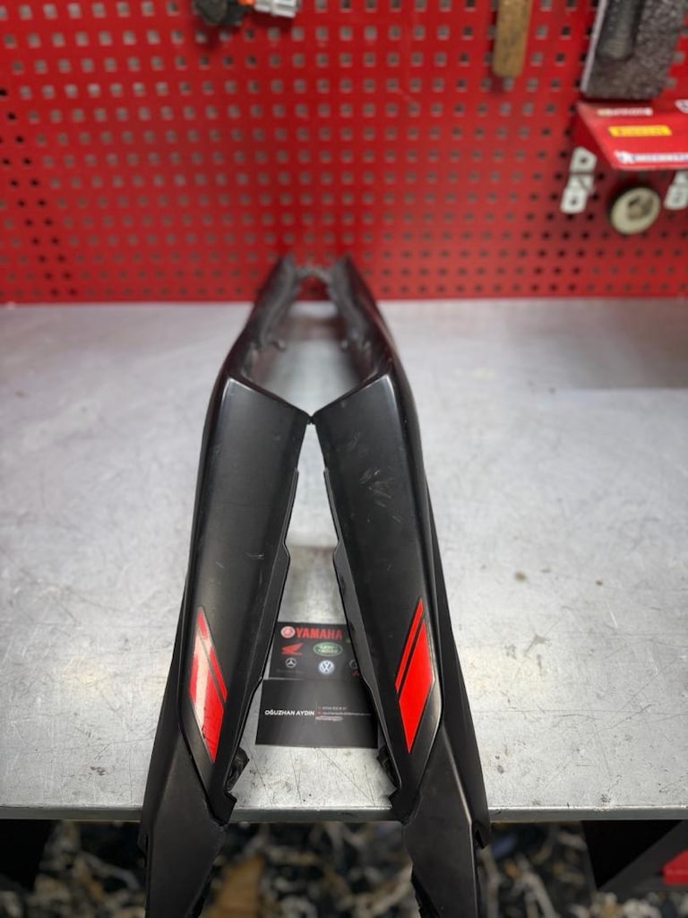 YAMAHA R25 MT25 KUYRUK GRENAJI - 2