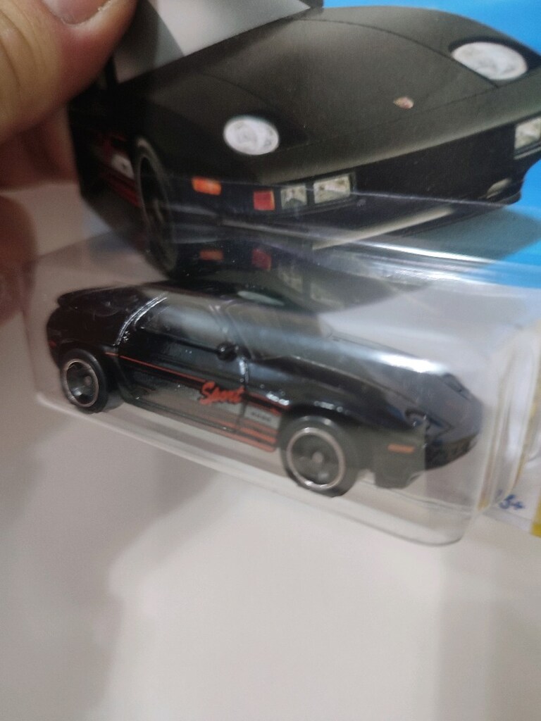 Hot wheels 1983 Porsche 928s sıfır, kapalı kutusunda - 3