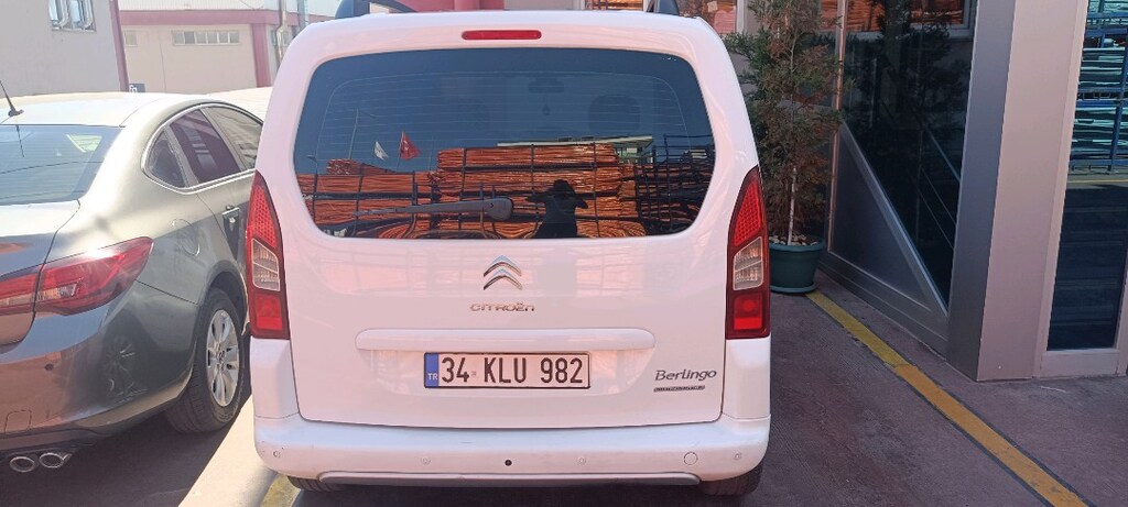 sahibinden bakimli berlingo - 7